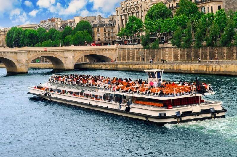 Crucero por el Río Sena