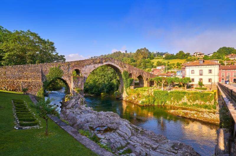 Cangas de Onís - Pueblos más bonitos de Asturias