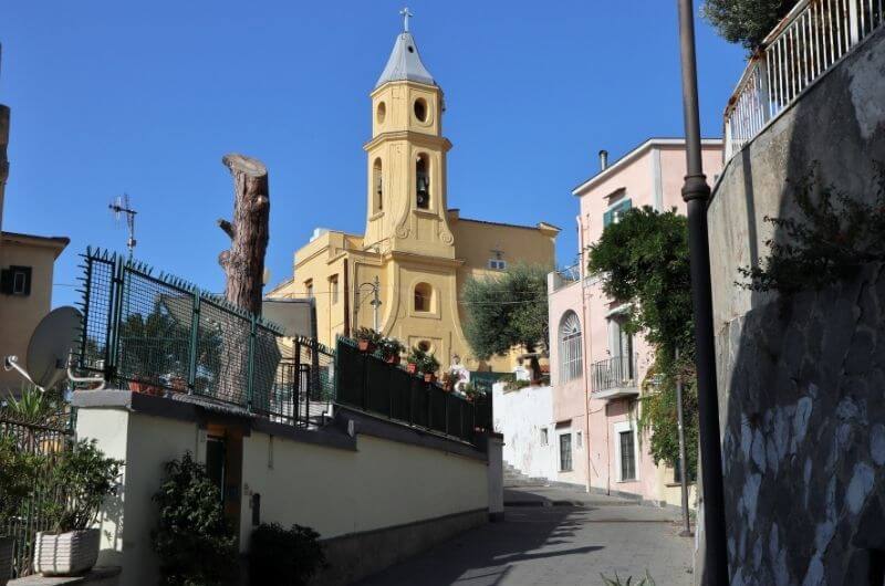 Iglesia de Santa María del Faro en Nápoles