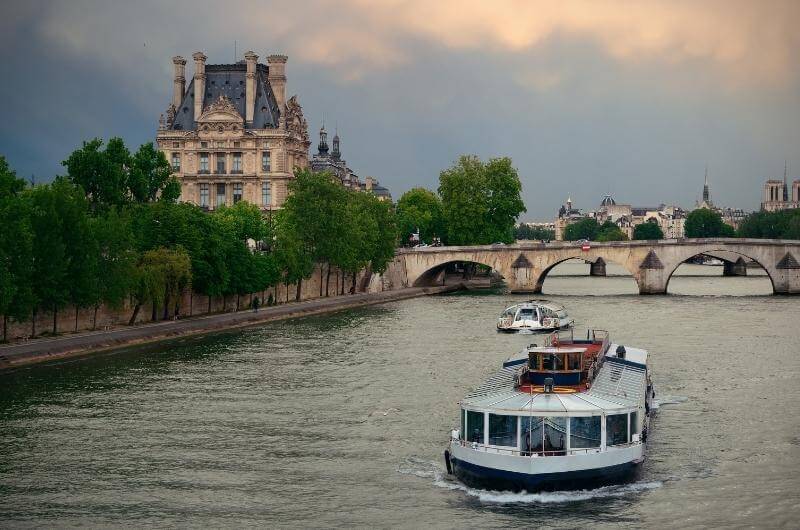 Crucero por el Sena - París en 3 días