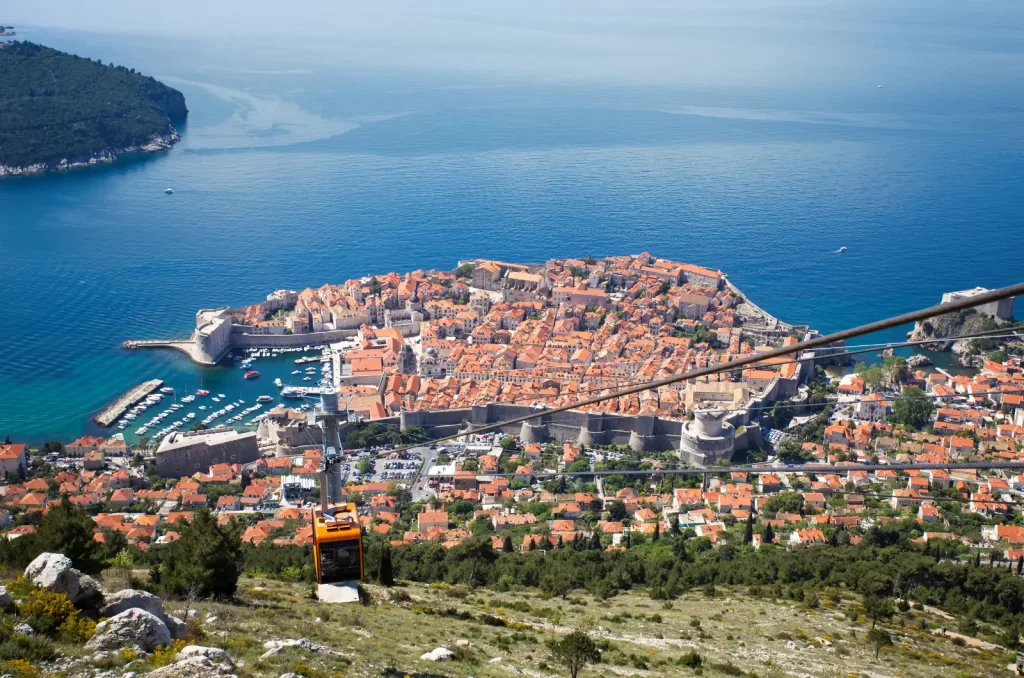 Vistas de Dubrovnik desde el Monte Srd