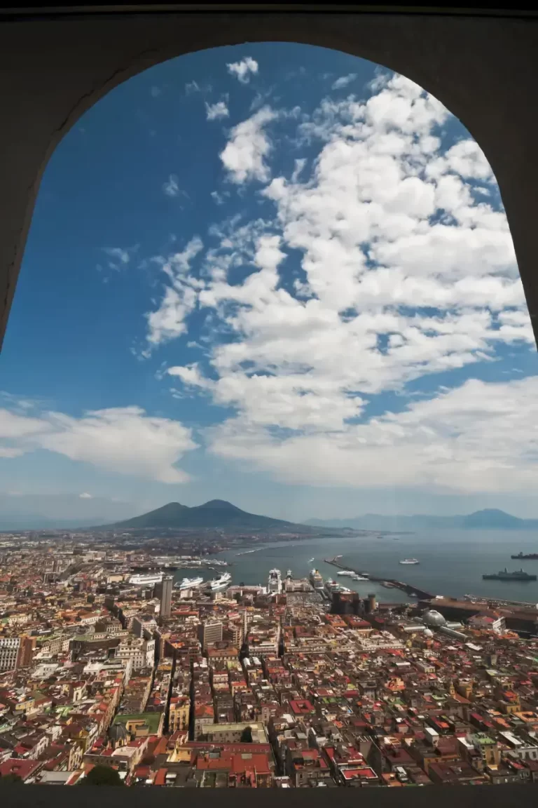 20 lugares que visitar en Nápoles imprescindibles