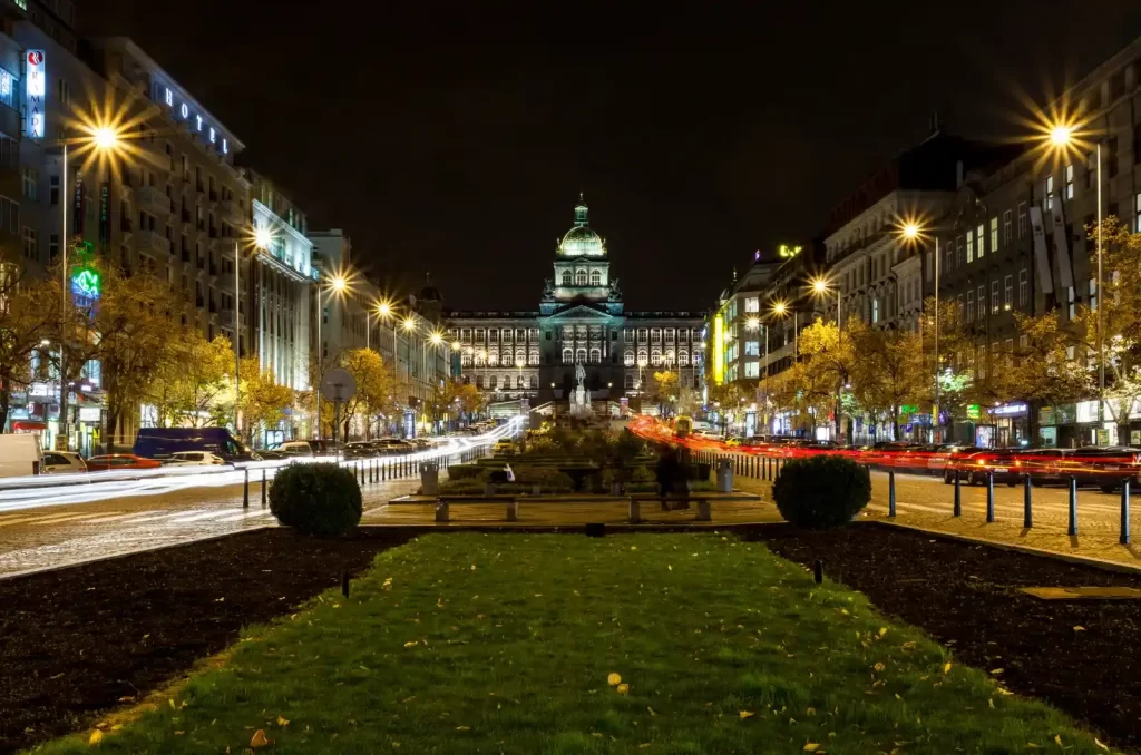 Plaza de Wenceslao - Ilusión Viajera