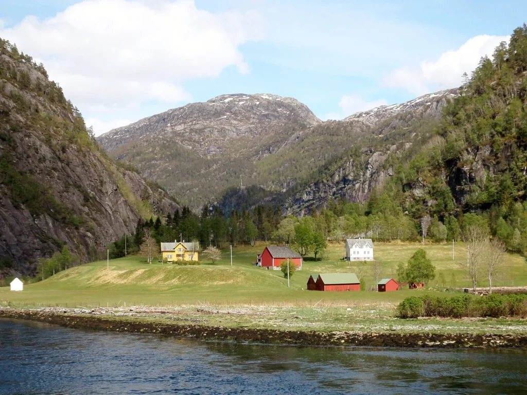 Mostraumen, a la entrada del Mofjorden, cerca de Bergen