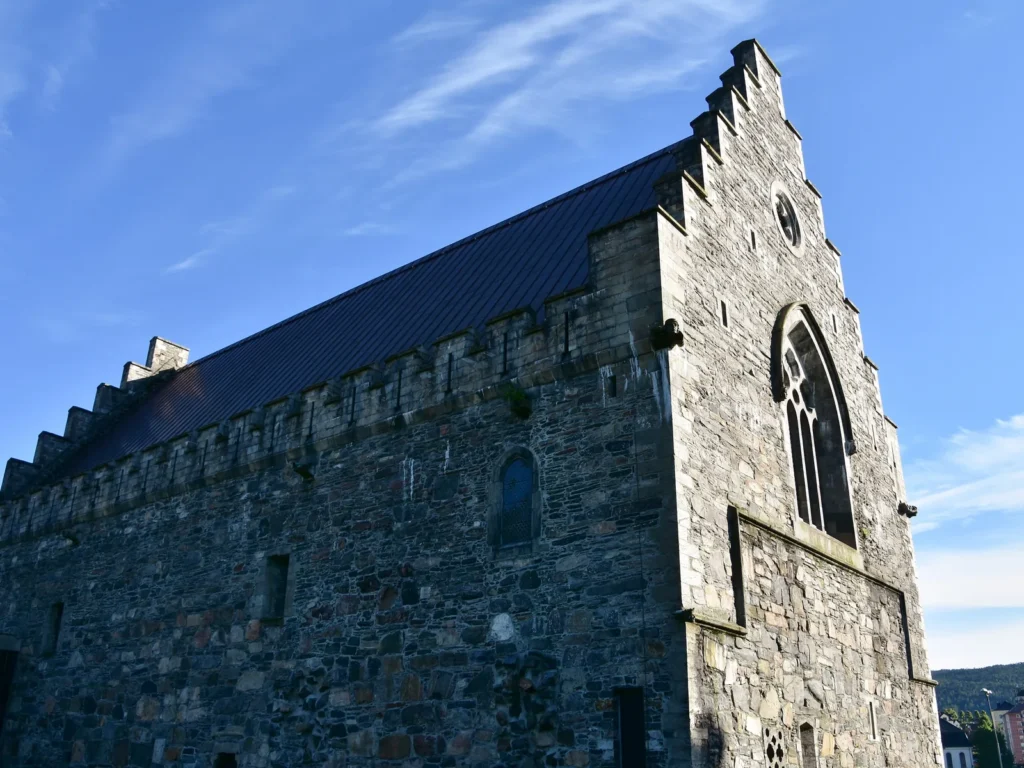 Håkonshallen, la sala real de piedra de la fortaleza de Bergenhus
