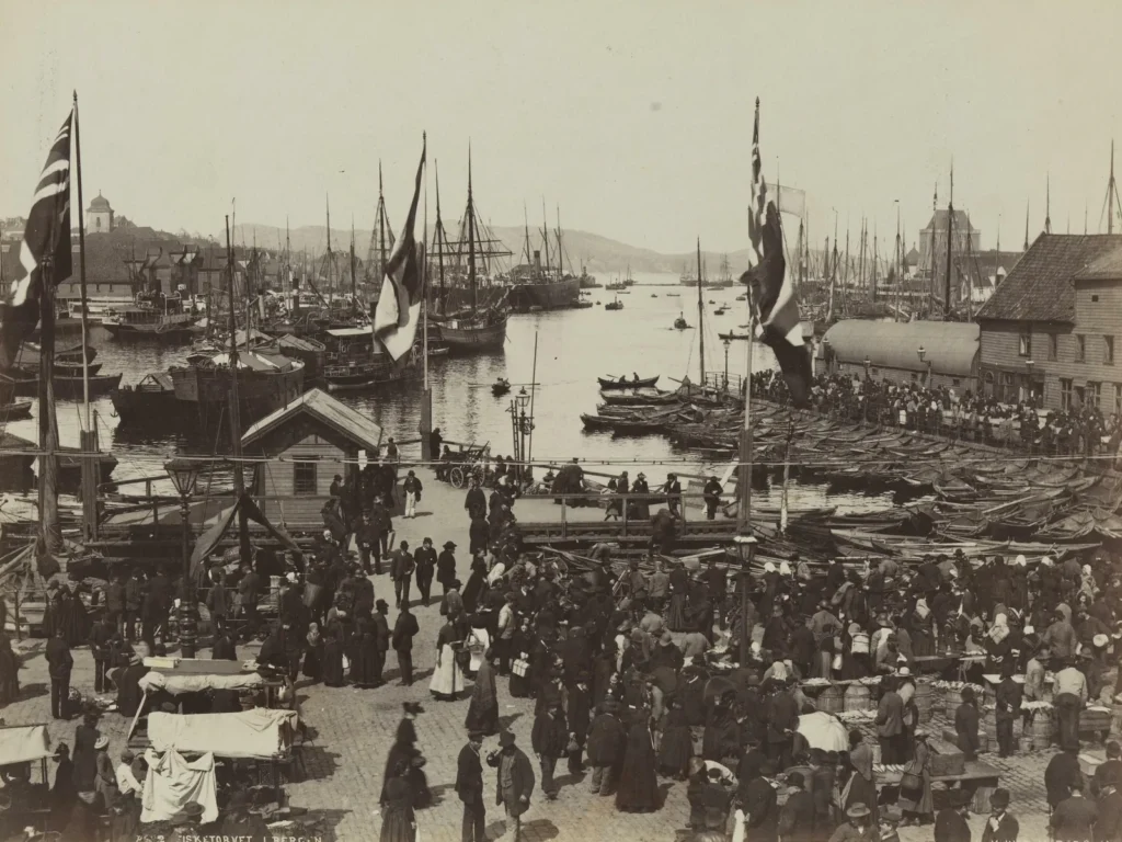 El Mercado de Pescado de Bergen en una foto antigua