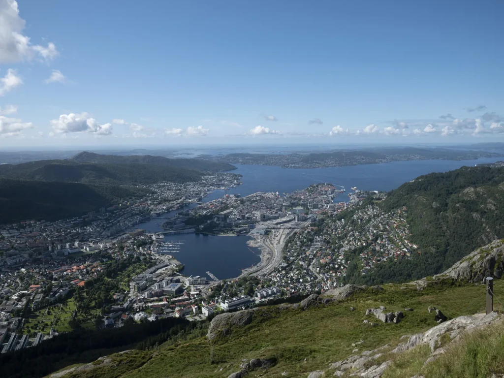 Bergen vista desde la cima del Ulriken